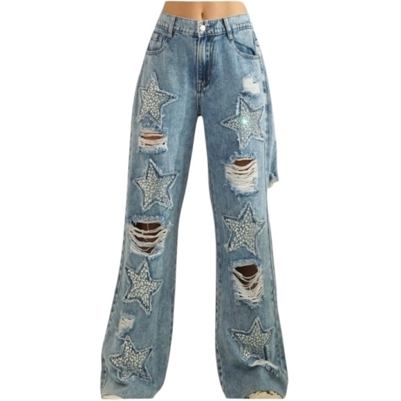 NWOT. Stylish Blue Star-Embellished Women's Jeans - Picture 3 of 8